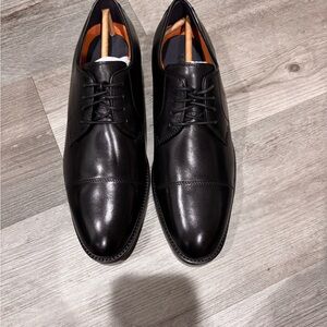 Cole Haan Black Leather Oxfords